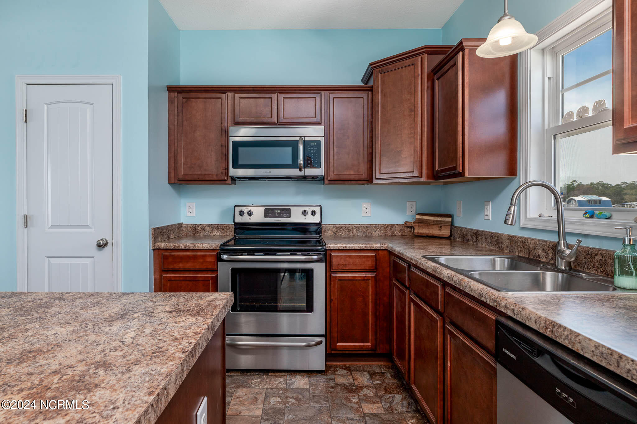 102 Shell Rock Lane Hubert, NC 28539 - Photo 8 of 41 A-7