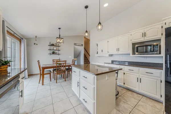 $392,000 | 3650 Chappell Drive, Grand Chute, WI 54914