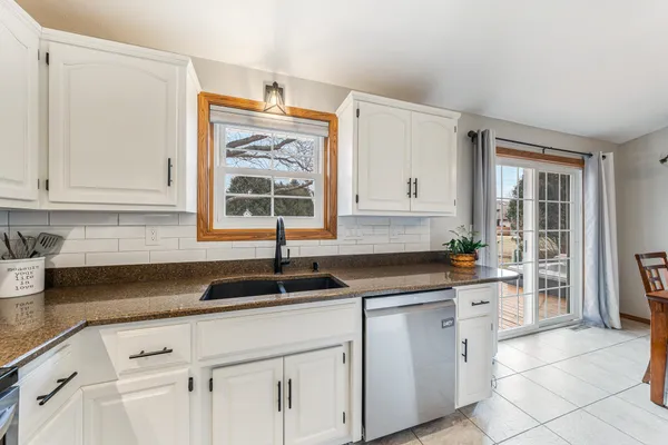 $392,000 | 3650 Chappell Drive, Grand Chute, WI 54914