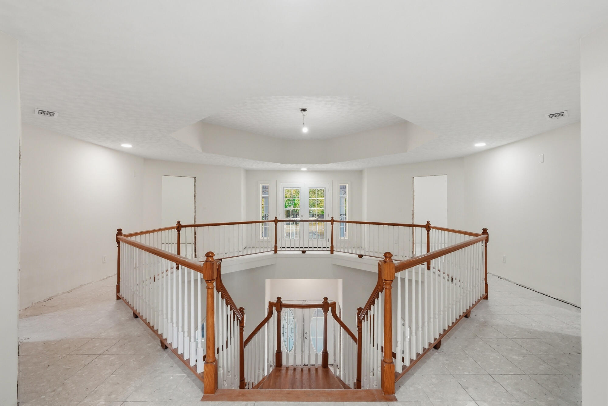 680 Mallet Bayou Road Freeport, FL 32439 - Photo 25 of 76 Upstairs Landing