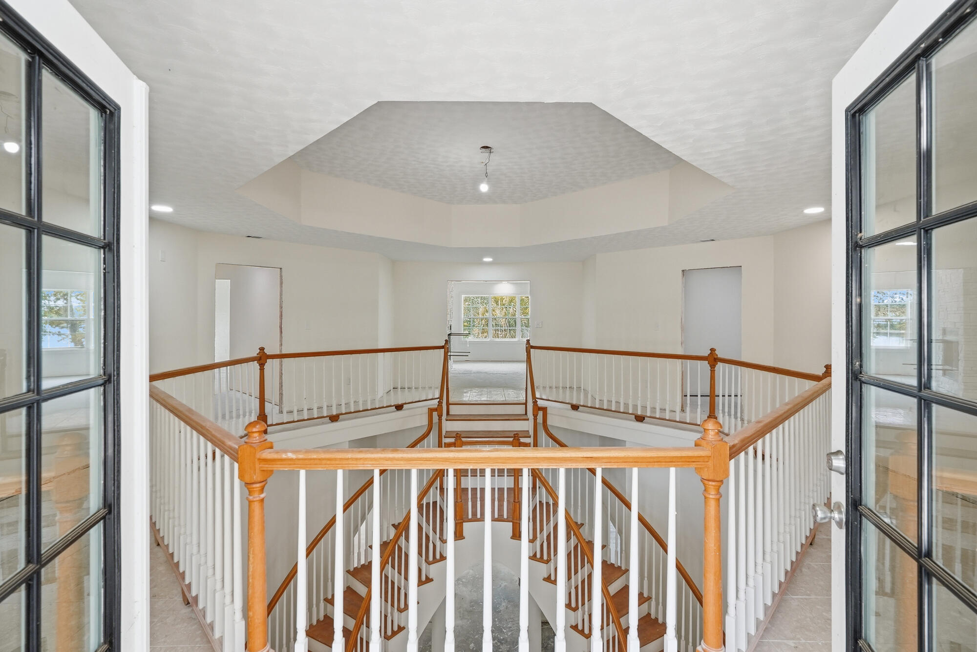 680 Mallet Bayou Road Freeport, FL 32439 - Photo 27 of 76 Upstairs Landing