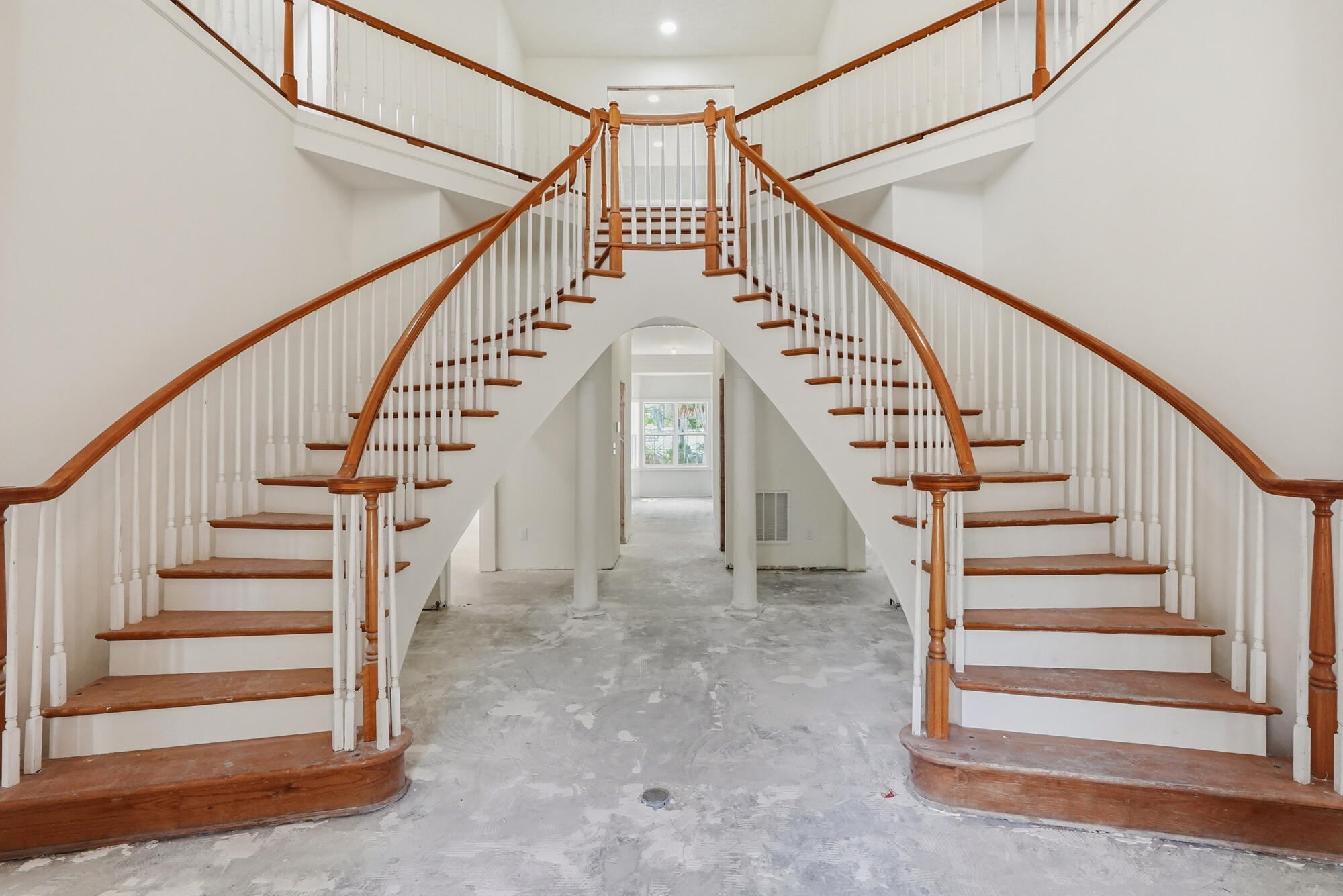 680 Mallet Bayou Road Freeport, FL 32439 - Photo 3 of 76 Entry Way