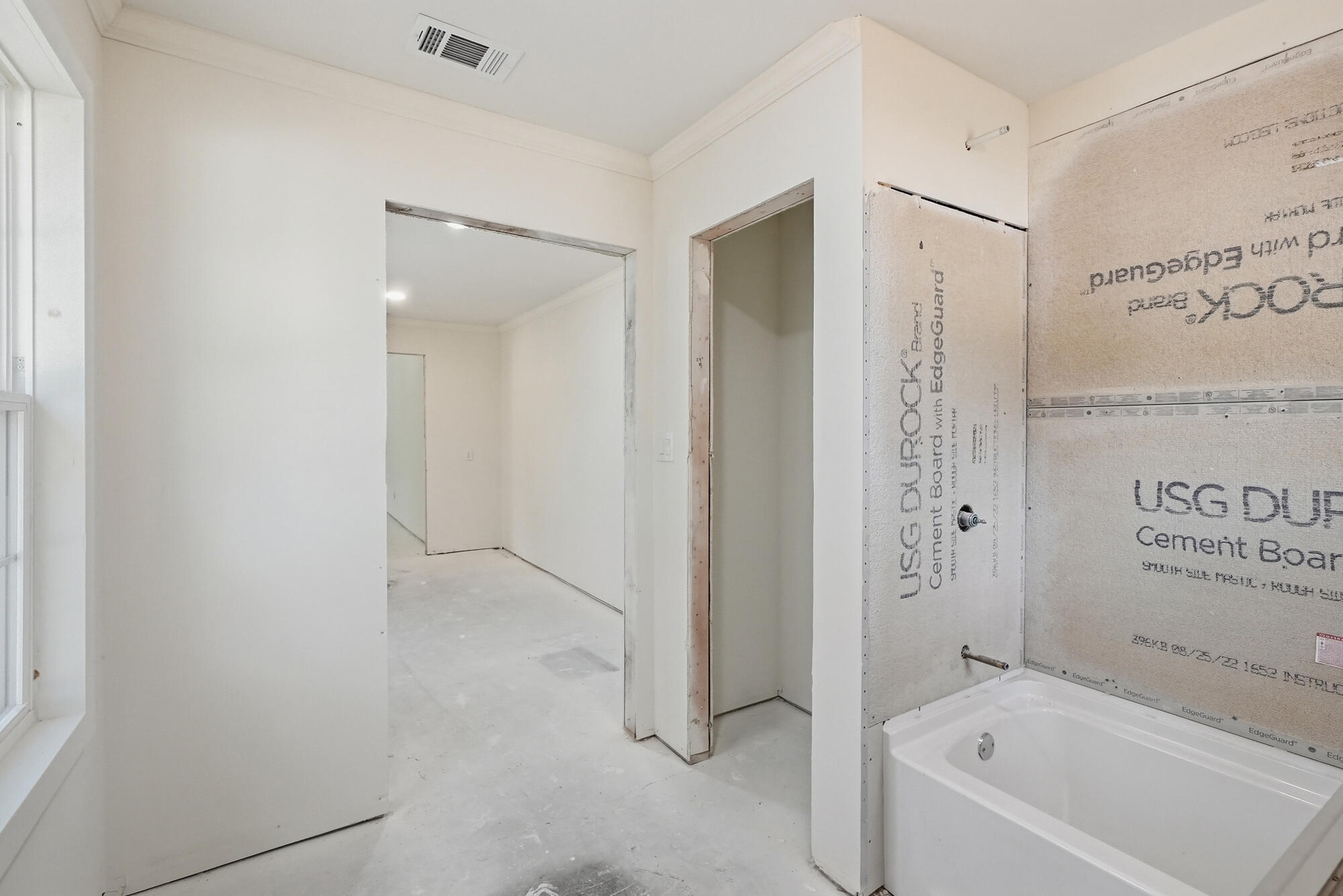 680 Mallet Bayou Road Freeport, FL 32439 - Photo 44 of 76 Bathroom
