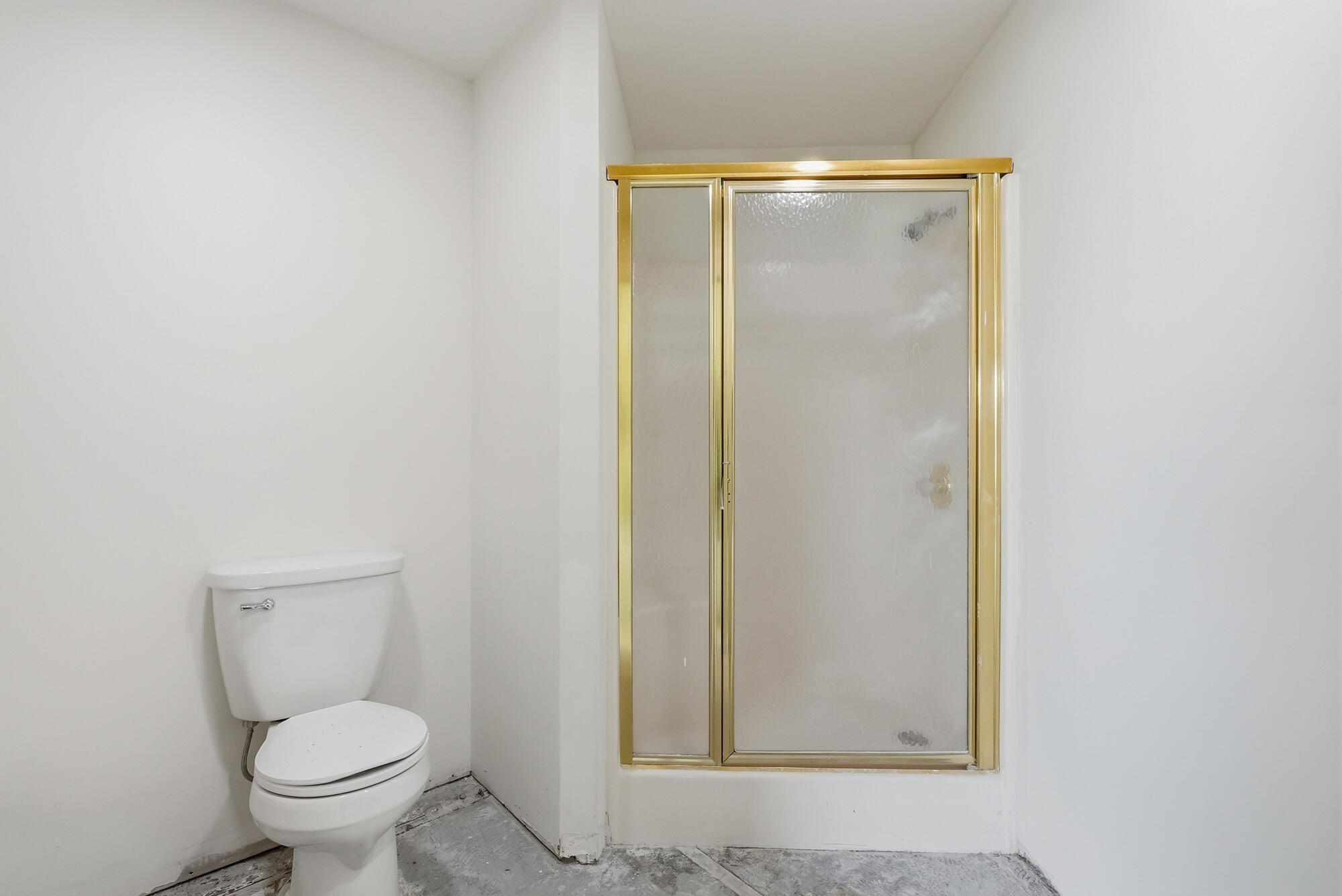 680 Mallet Bayou Road Freeport, FL 32439 - Photo 49 of 76 Bathroom