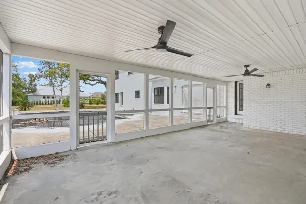 $1,700,000 | 680 Mallet Bayou Road, Freeport, FL 32439