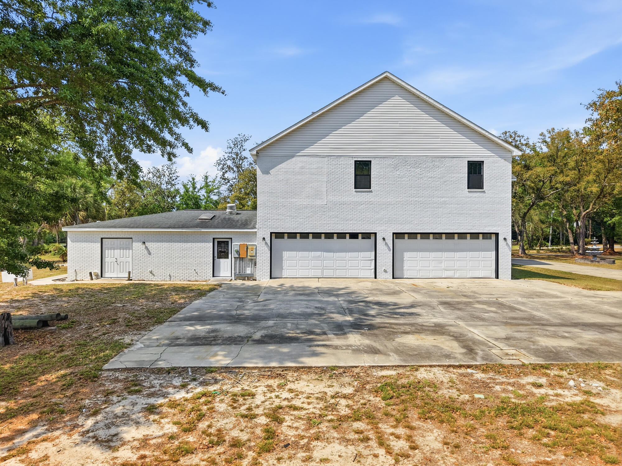 680 Mallet Bayou Road Freeport, FL 32439 - Photo 66 of 76 Side of Home/Garage