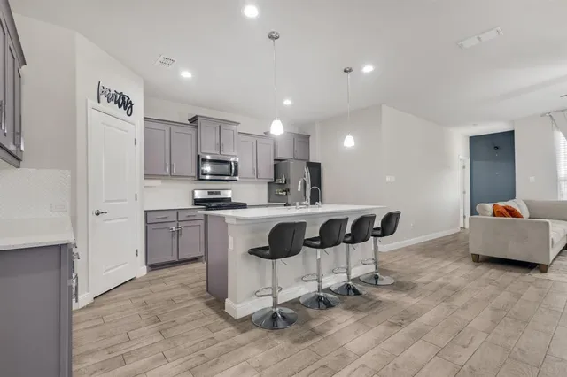 $2,650 | 1000 Kirkham Way, Fort Worth, TX 76247