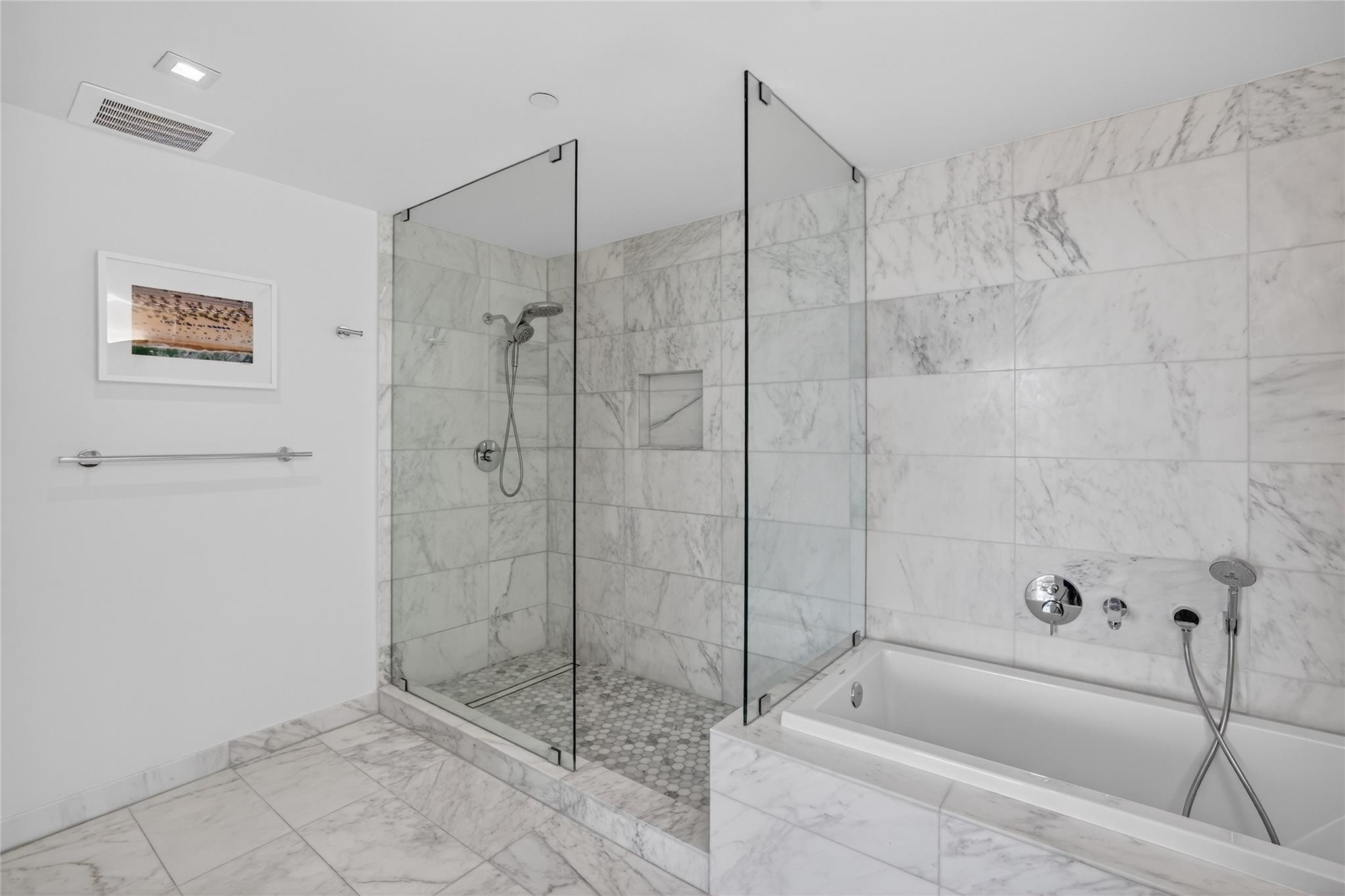 401 North Birch Road, Unit 600 Fort Lauderdale, FL 33304 - Photo 17 of 47 Photo 28