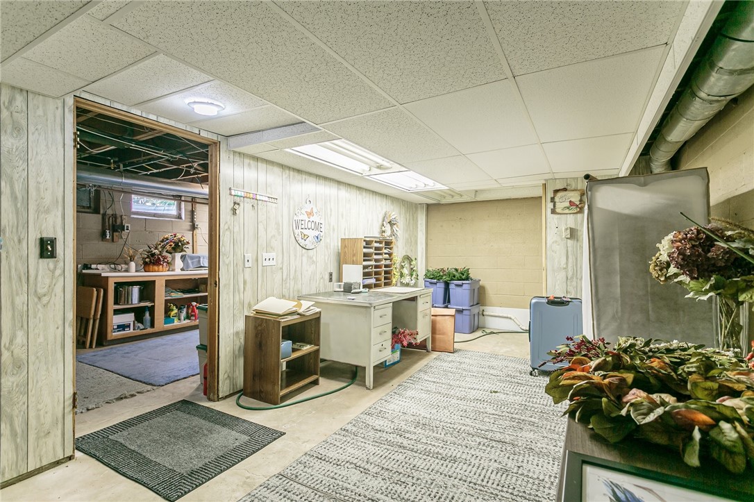 227 Lighthouse Road Parma, NY 14468 - Photo 28 of 46