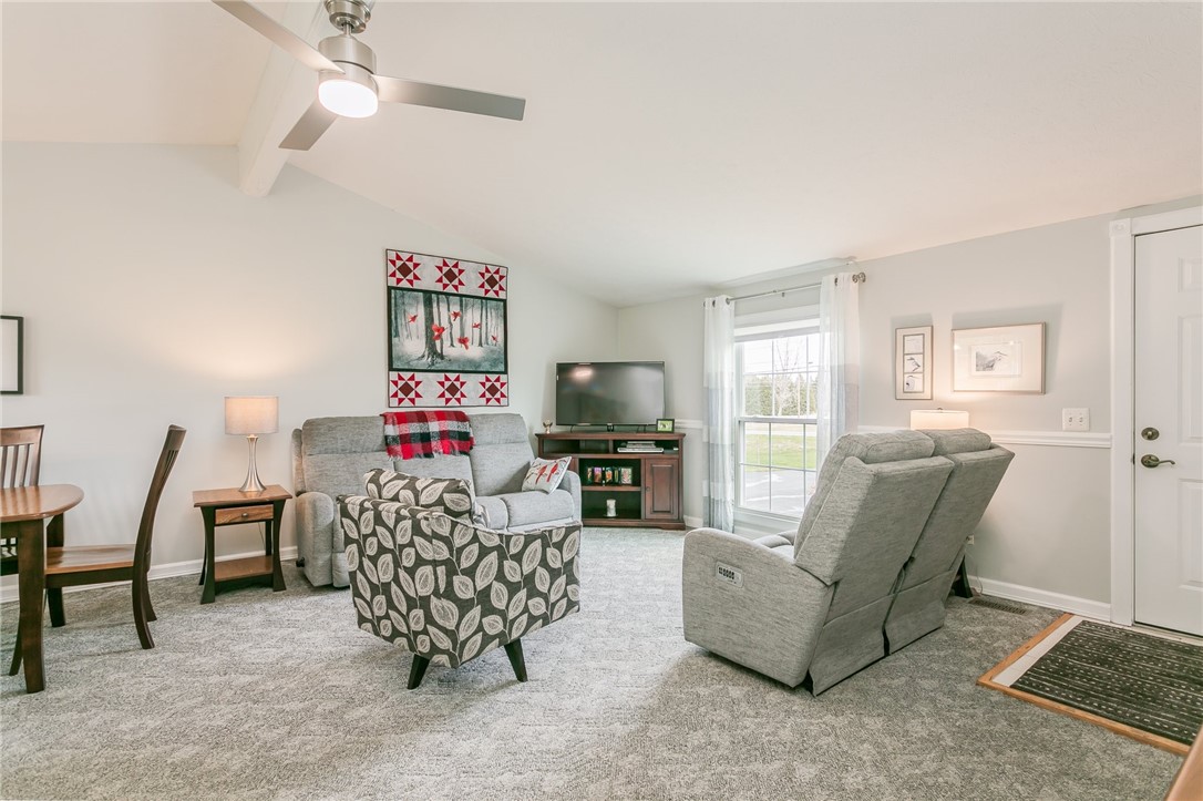 227 Lighthouse Road Parma, NY 14468 - Photo 6 of 46