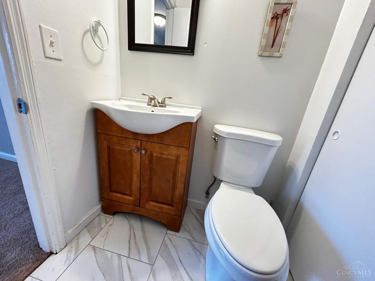 3380 North Bend Road Cincinnati, OH 45247 - Photo 12 of 38