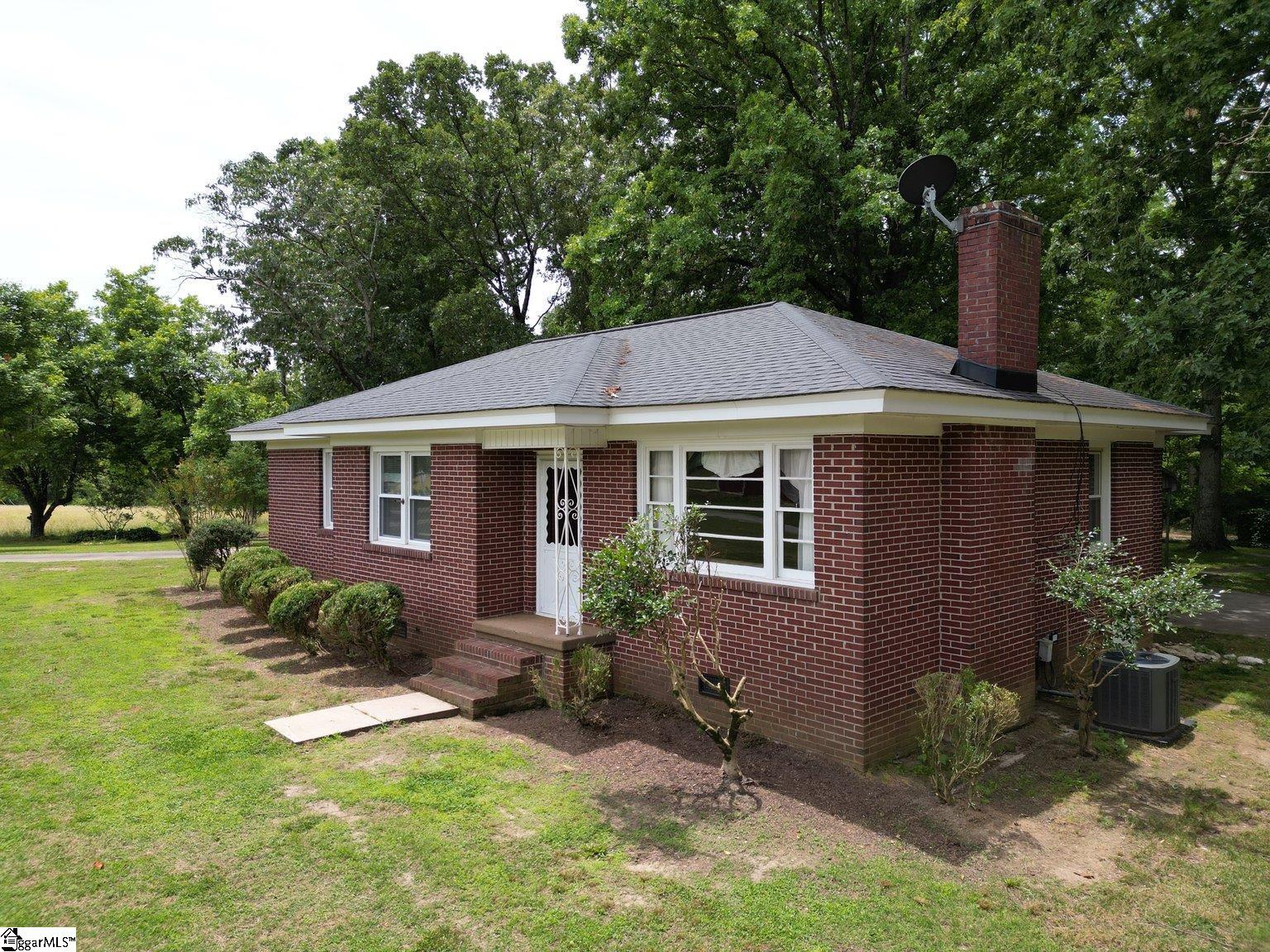 100 State Rd S-4-548 Belton, SC 29627 - Photo 2 of 11