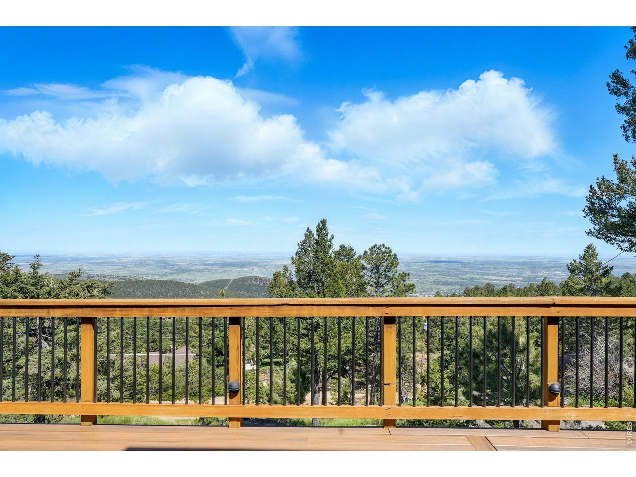 84 Canon View Road Boulder, CO 80302 - Photo 15 of 33 a view of a city and lake