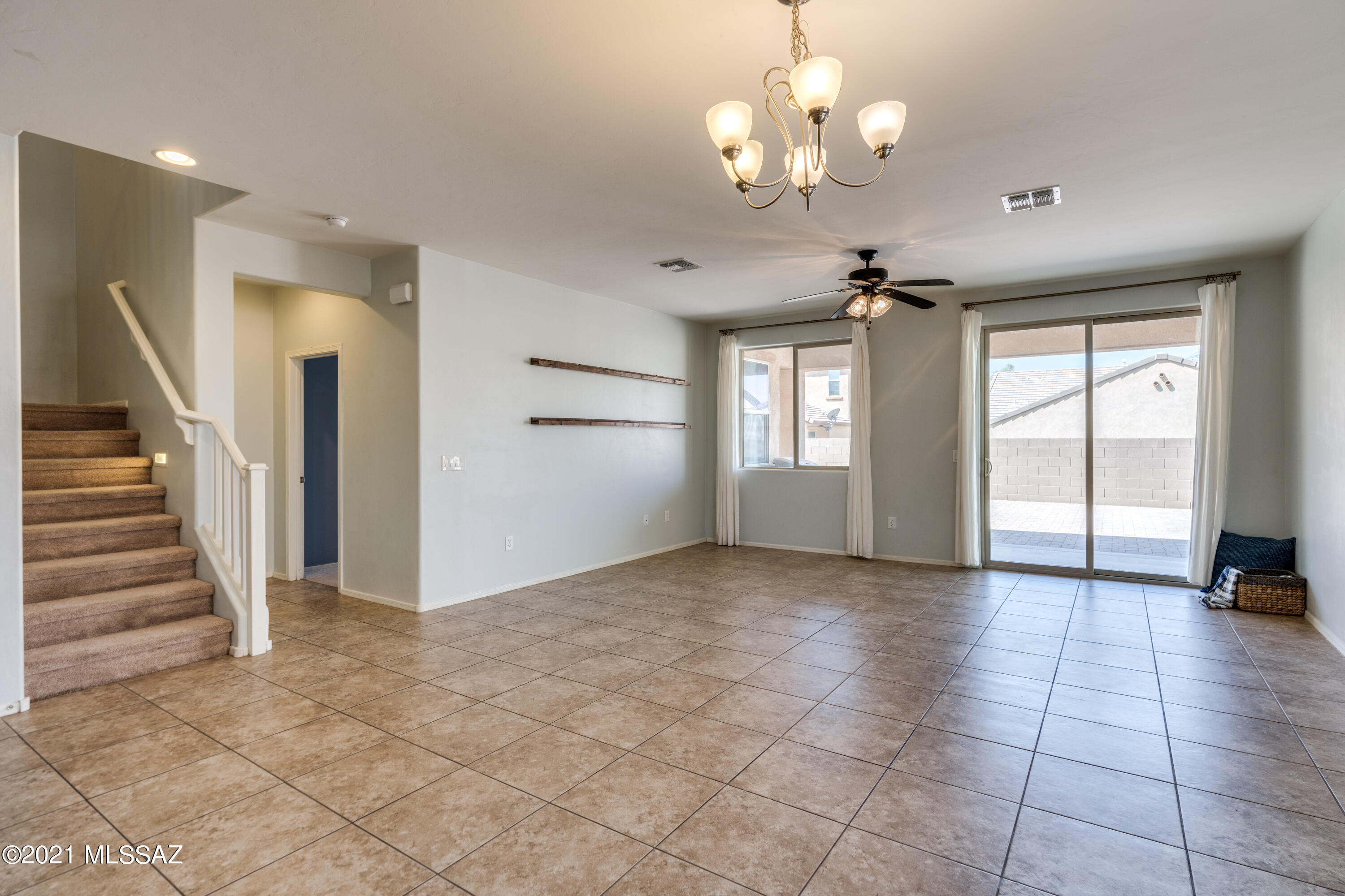 694 South Desert Haven Road Vail, AZ 85641 - Photo 8 of 31 Gallery Image 8