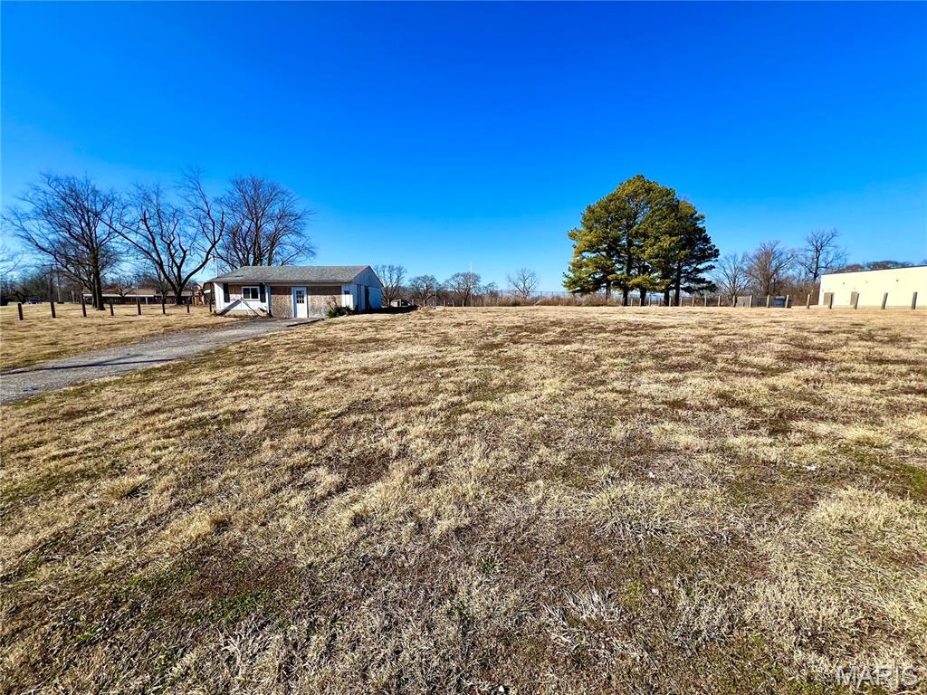 109 Eiler Road Belleville, IL 62223 - Photo 1 of 5 Gallery Image 1