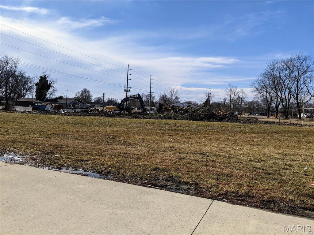 109 Eiler Road Belleville, IL 62223 - Photo 5 of 5 Gallery Image 5