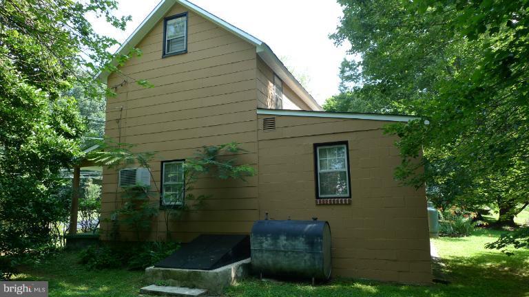 2707 Paper Mill Road Phoenix, MD 21131 - Photo 14 of 16 Exterior (Side)