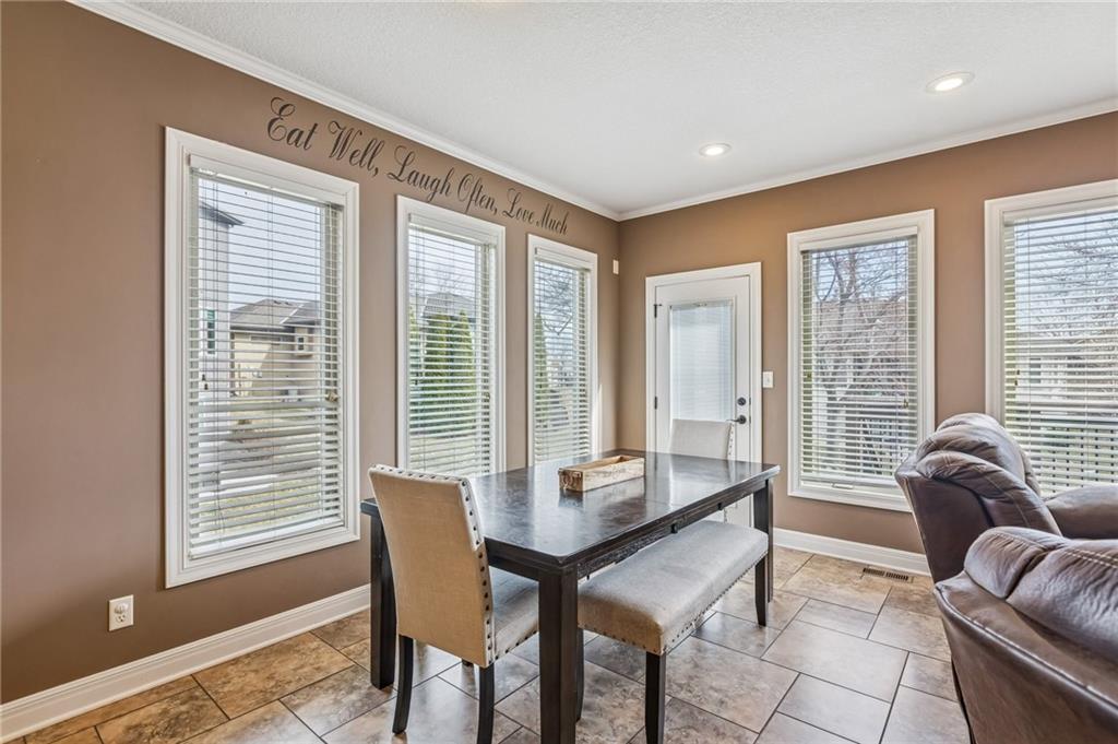 4481 Southwest Raintree Shore Drive Lee's Summit, MO 64082 - Photo 11 of 48