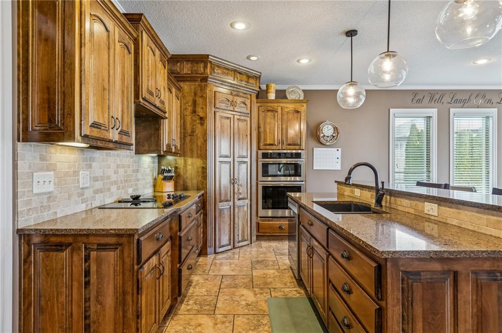 4481 Southwest Raintree Shore Drive Lee's Summit, MO 64082 - Photo 17 of 48