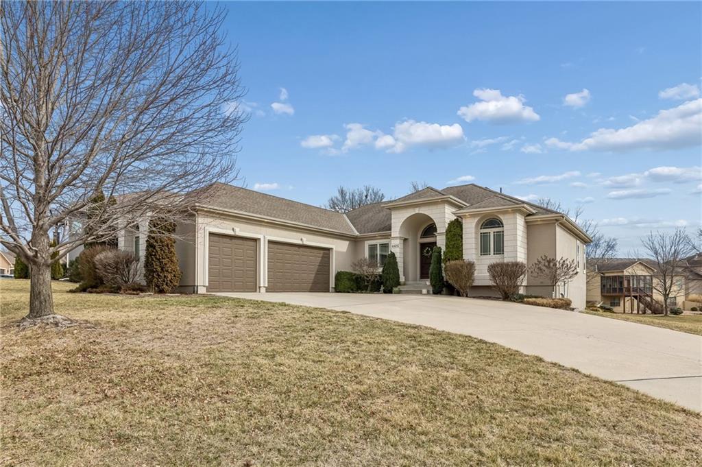 4481 Southwest Raintree Shore Drive Lee's Summit, MO 64082 - Photo 3 of 48