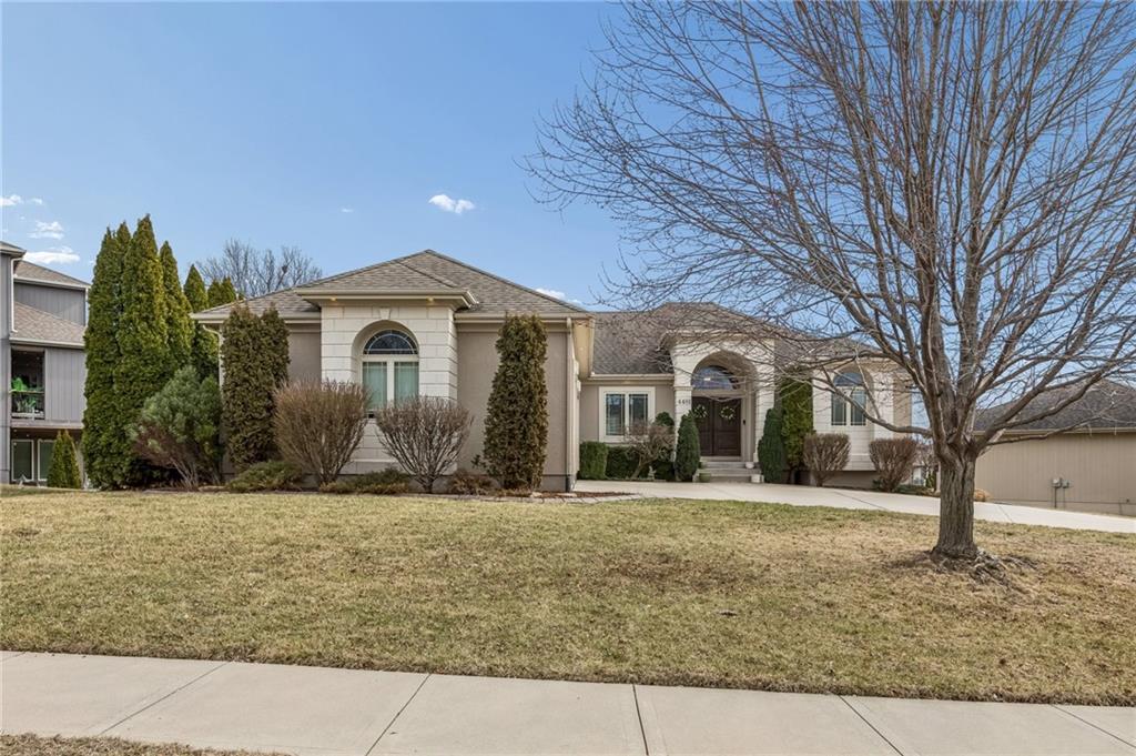 4481 Southwest Raintree Shore Drive Lee's Summit, MO 64082 - Photo 4 of 48