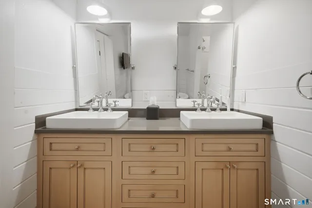 $2,175,000 | 115 Fern Street, Fairfield, CT 06824