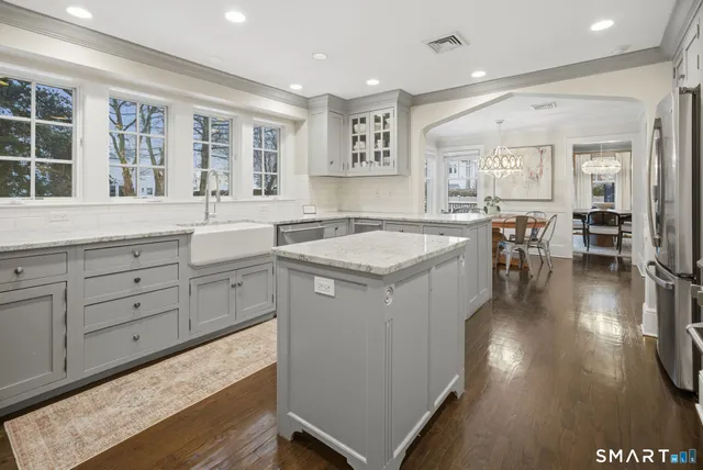 $2,175,000 | 115 Fern Street, Fairfield, CT 06824