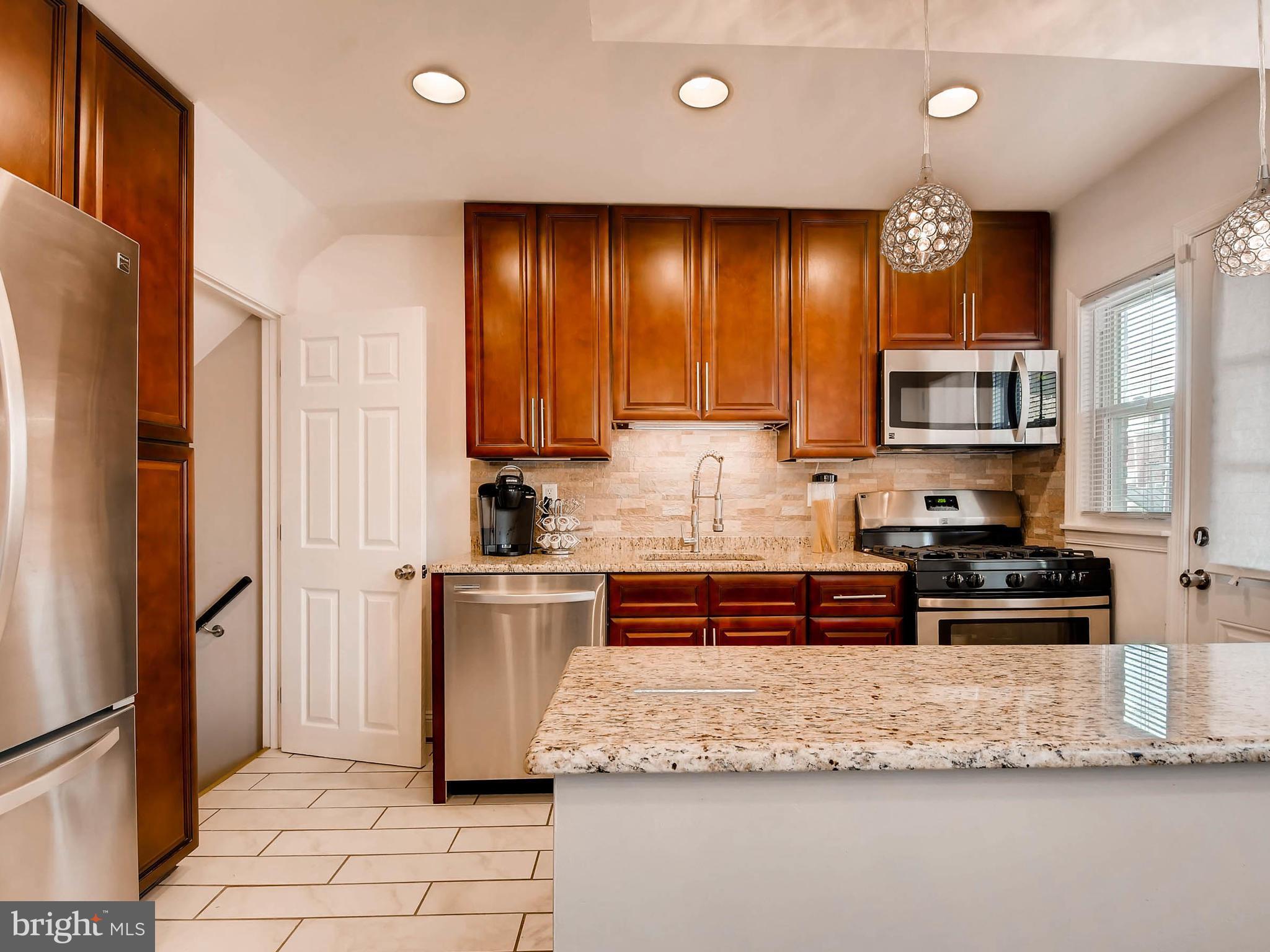 1914 Barry Road Baltimore, MD 21222 - Photo 8 of 28 Upgraded Backsplash