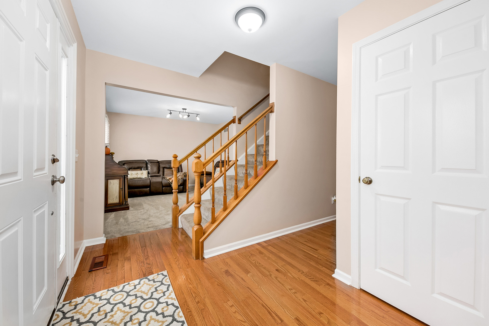 28 East River Road Montgomery, IL 60538 - Photo 11 of 42