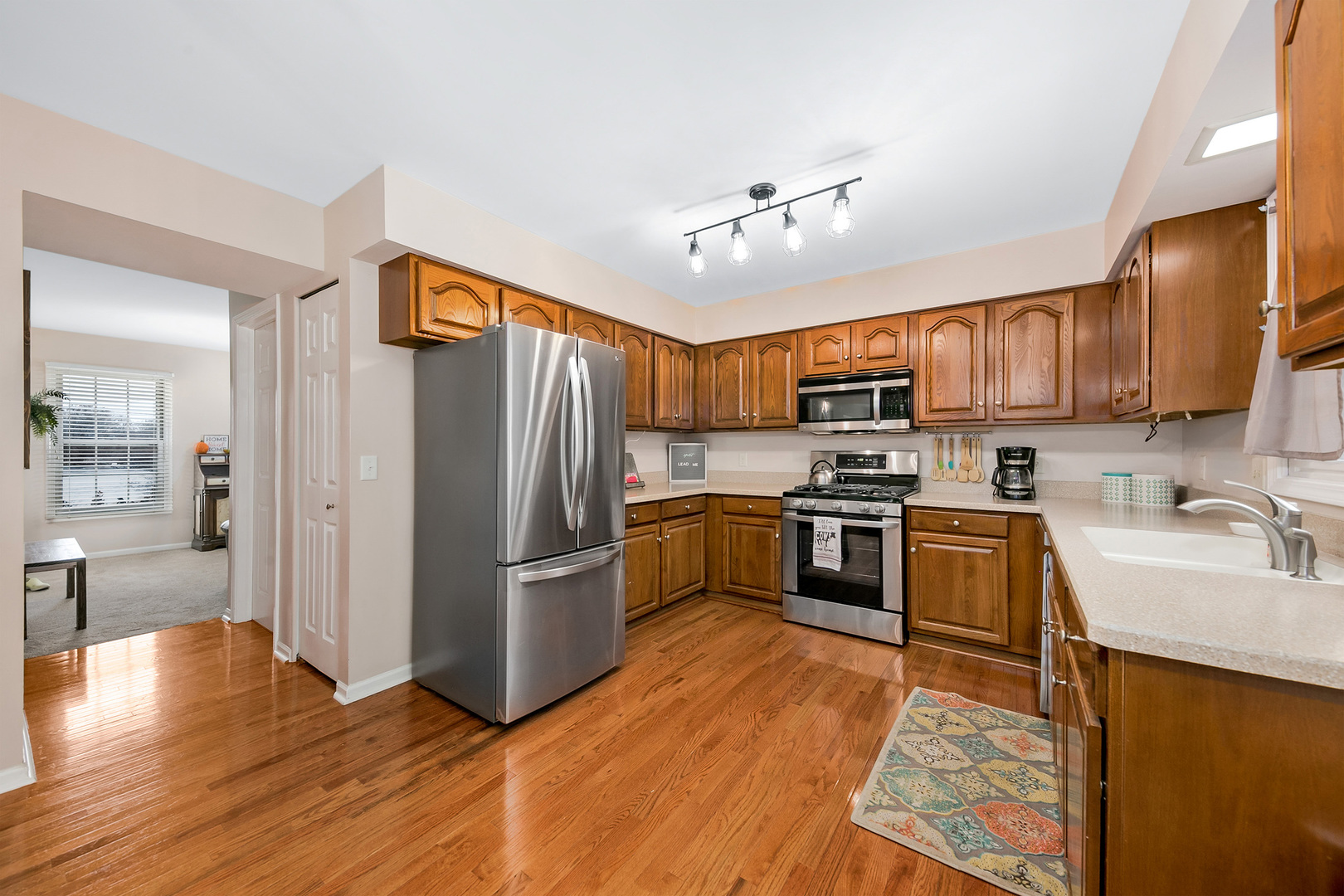 28 East River Road Montgomery, IL 60538 - Photo 17 of 42