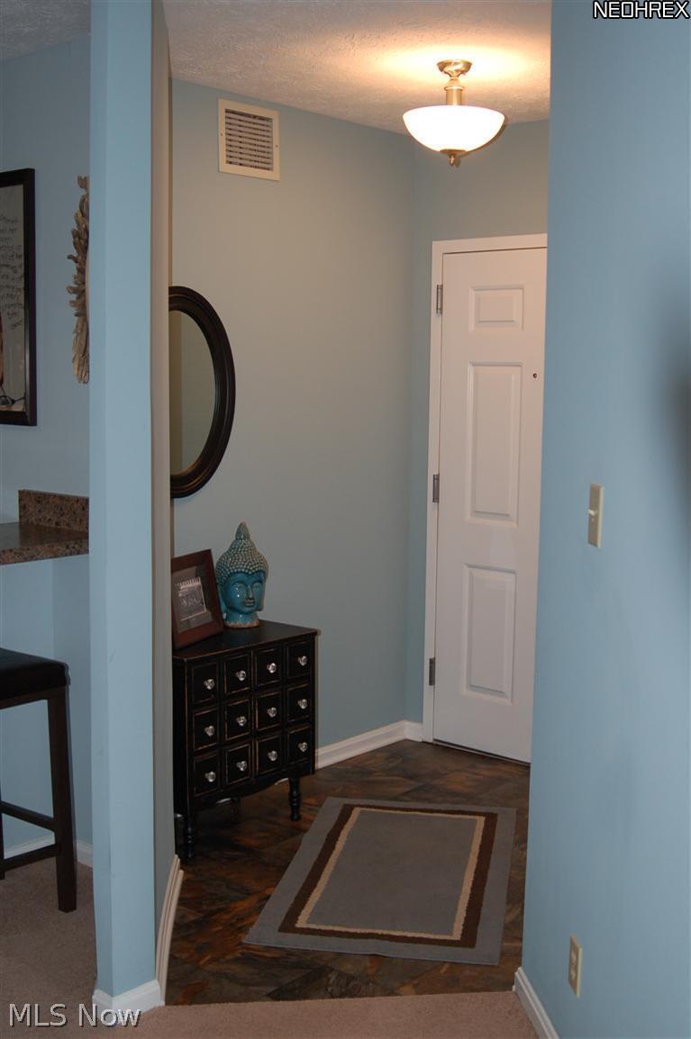 22481 Center Ridge Road, Unit 203 Rocky River, OH 44116 - Photo 12 of 21 Gallery Image 12