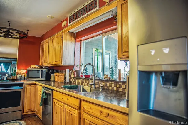 $750,000 | 29500 State Highway 52, Keenesburg, CO 80643