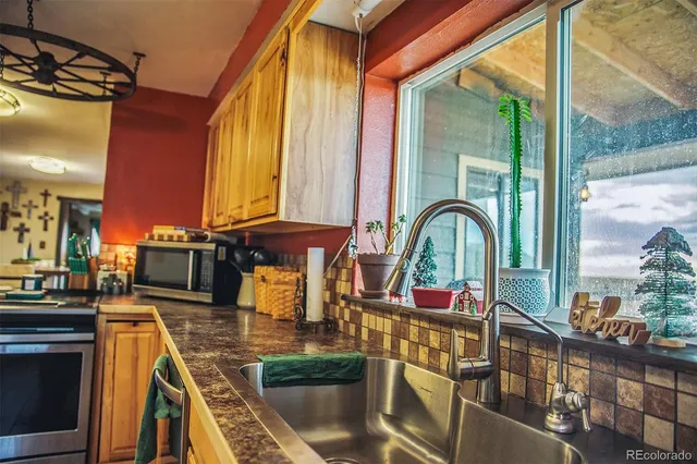 $750,000 | 29500 State Highway 52, Keenesburg, CO 80643