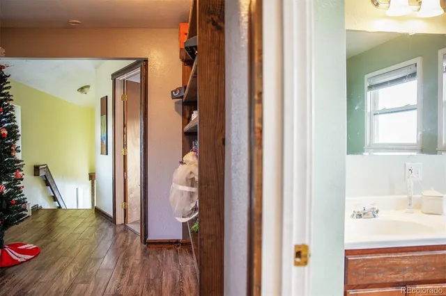 $750,000 | 29500 State Highway 52, Keenesburg, CO 80643