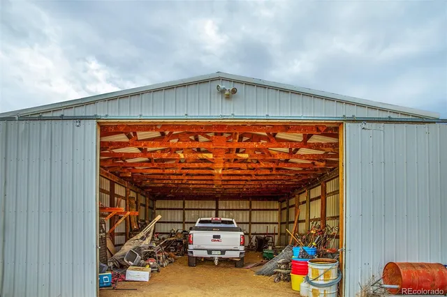 $750,000 | 29500 State Highway 52, Keenesburg, CO 80643