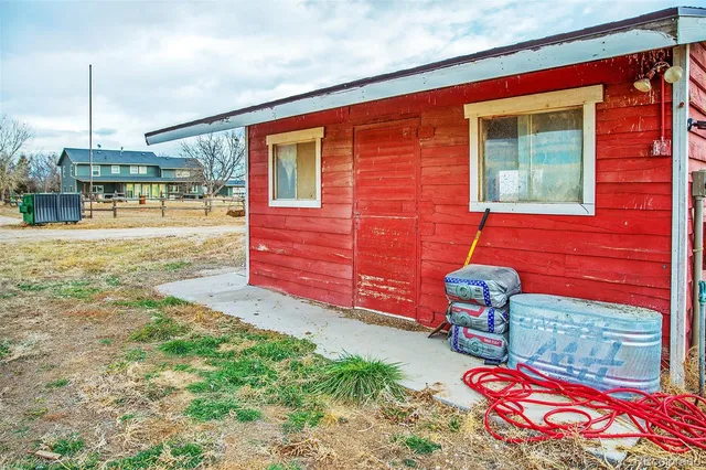 $750,000 | 29500 State Highway 52, Keenesburg, CO 80643