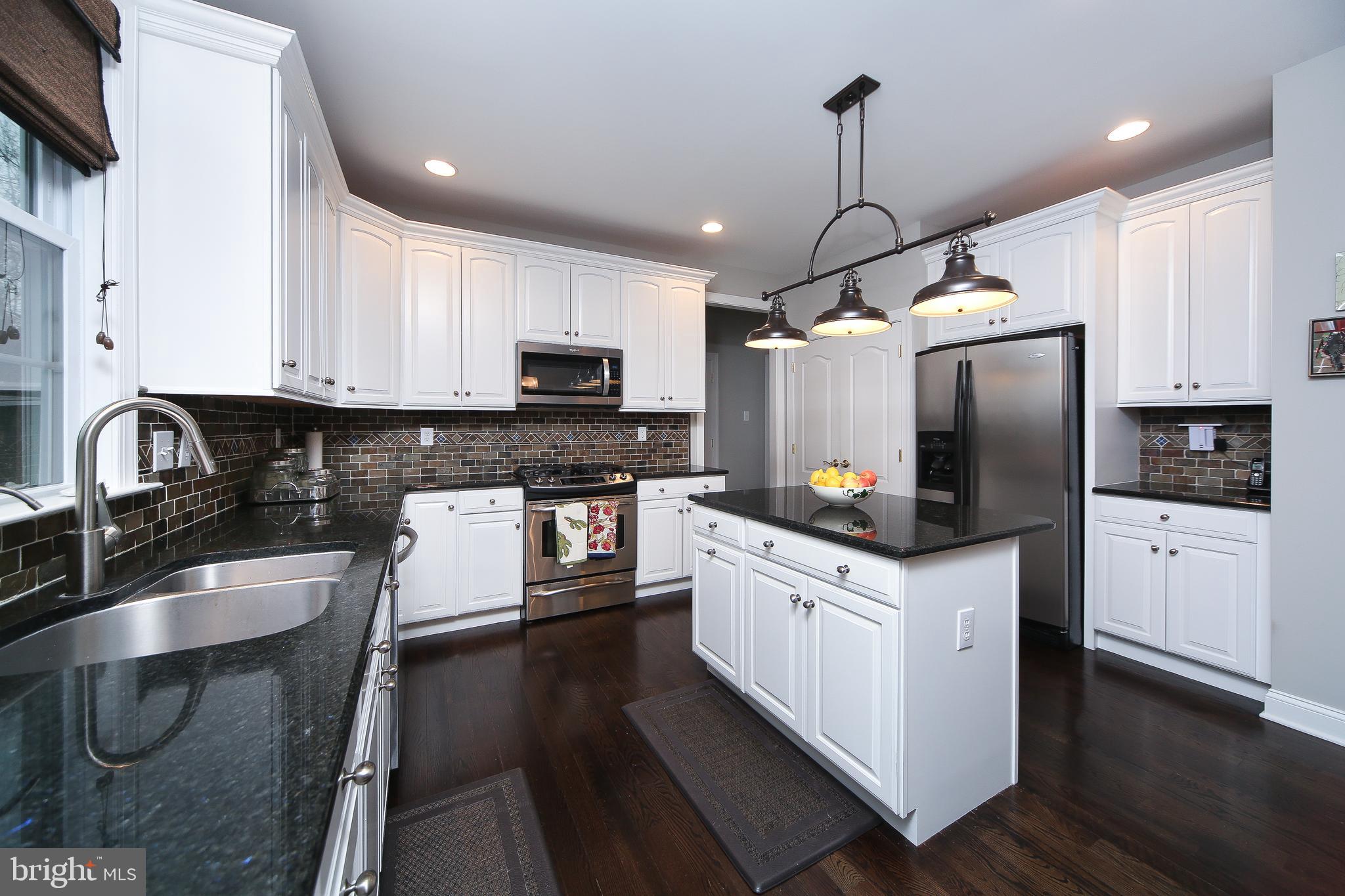 21 Sheridan Road Doylestown, PA 18901 - Photo 12 of 27 Gallery Image 12