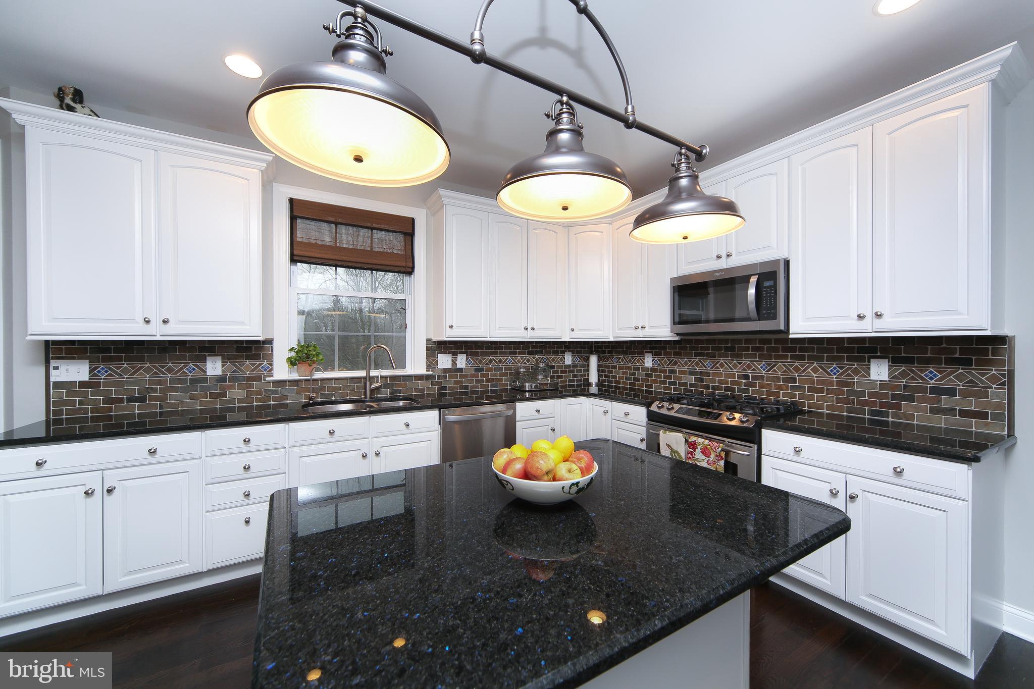 21 Sheridan Road Doylestown, PA 18901 - Photo 13 of 27 Gallery Image 13
