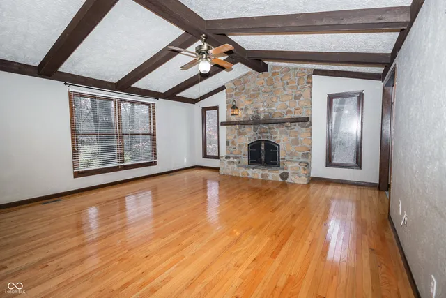 $339,900 | 7942 Continental Drive, Mooresville, IN 46158