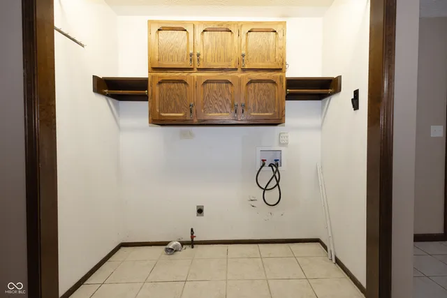 $339,900 | 7942 Continental Drive, Mooresville, IN 46158