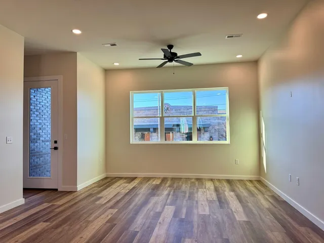 $2,695 | 1800 South Holtzclaw Avenue, Unit 1857 ZETA WAY, Chattanooga, TN 37404