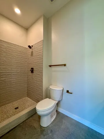 $2,695 | 1800 South Holtzclaw Avenue, Unit 1857 ZETA WAY, Chattanooga, TN 37404