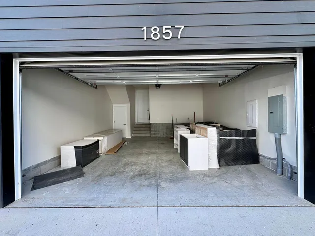 $2,695 | 1800 South Holtzclaw Avenue, Unit 1857 ZETA WAY, Chattanooga, TN 37404