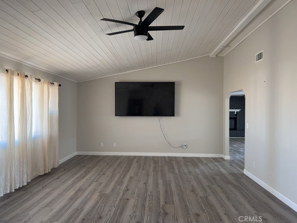 13839 Rincon Road Apple Valley, CA 92307 - Photo 5 of 52
