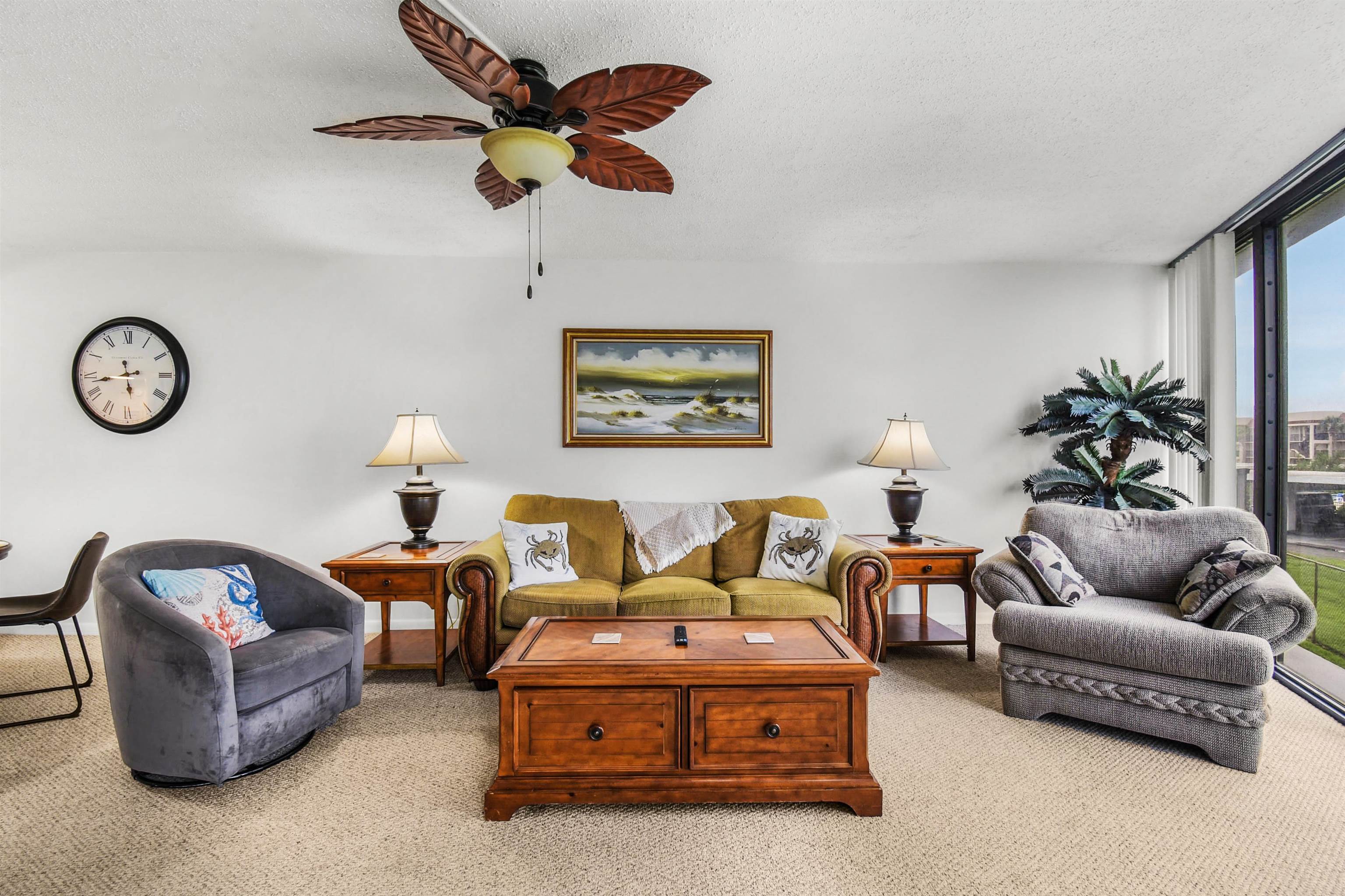 2 Dondanville Road, Unit 212 St. Augustine, FL 32080 - Photo 18 of 31 a living room with furniture