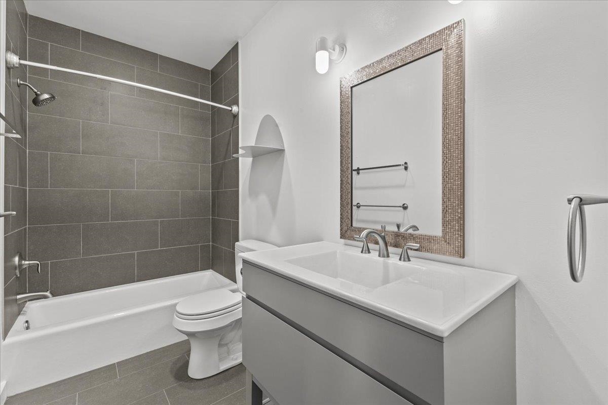 19 Balsam Circle Williston, VT 05495 - Photo 18 of 60