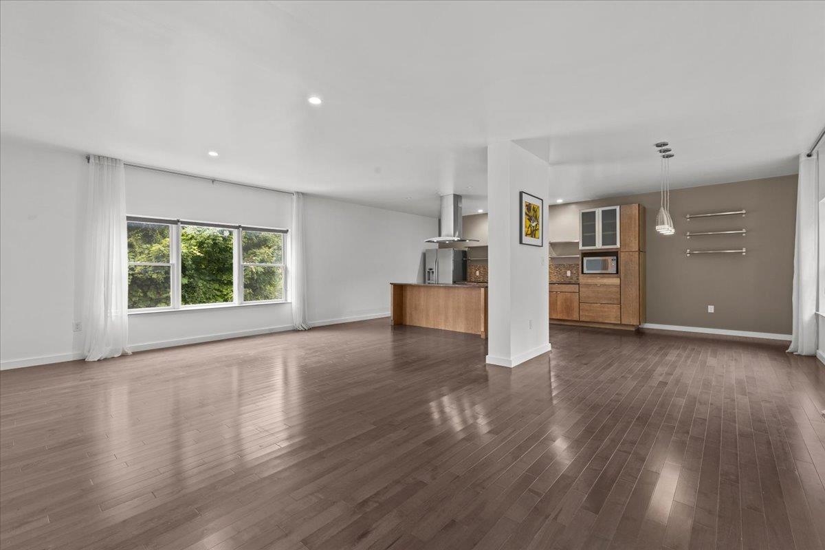 19 Balsam Circle Williston, VT 05495 - Photo 7 of 60