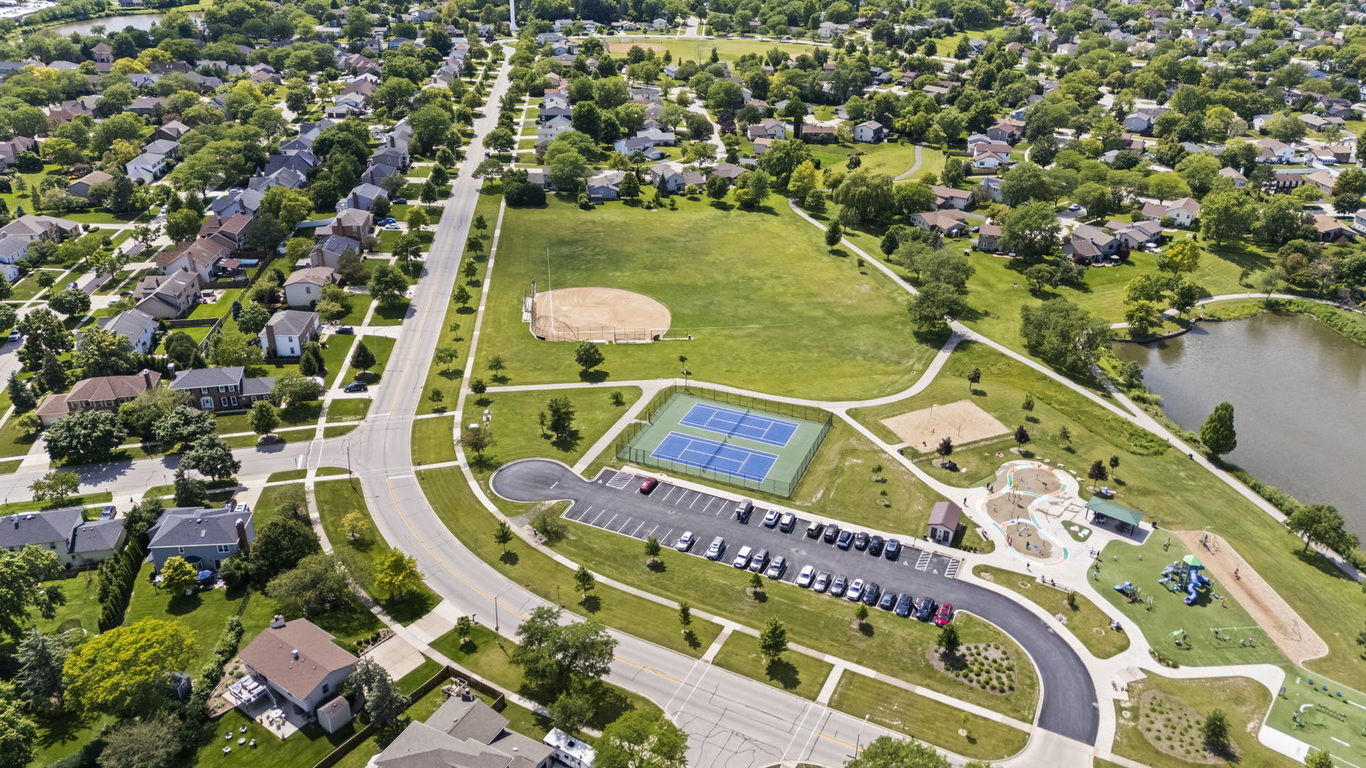 1565 Freeman Road Hoffman Estates, IL 60192 - Photo 44 of 46 an aerial view of a pool patio swimming pool and outdoor seating