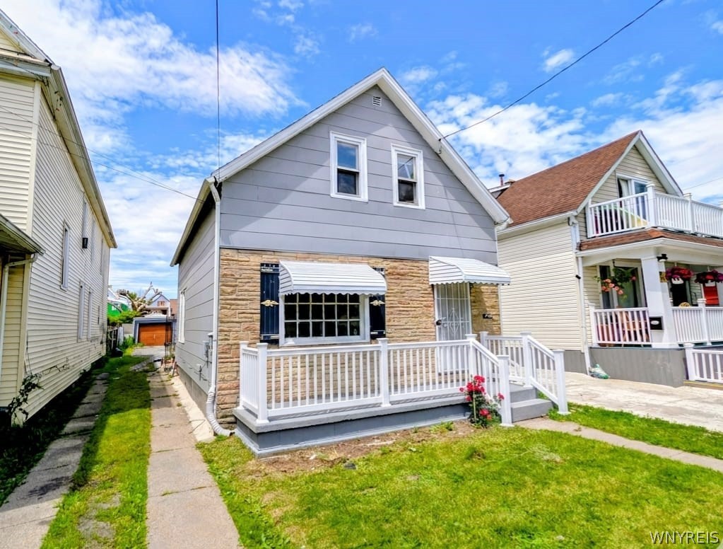 442 Goethe Street Buffalo, NY 14212 - Photo 2 of 24