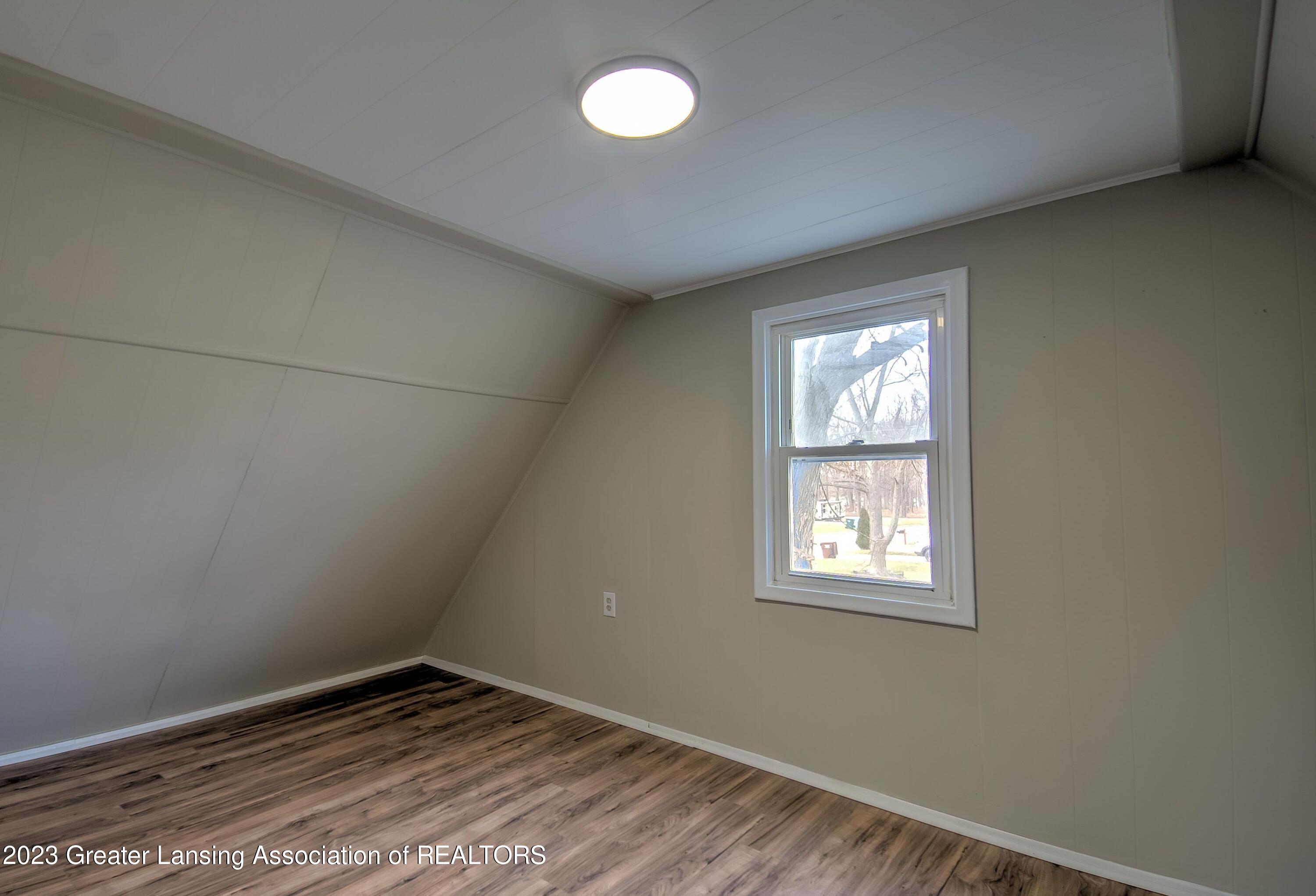 3001 Ingham Street Lansing, MI 48911 - Photo 16 of 27 Bedroom
